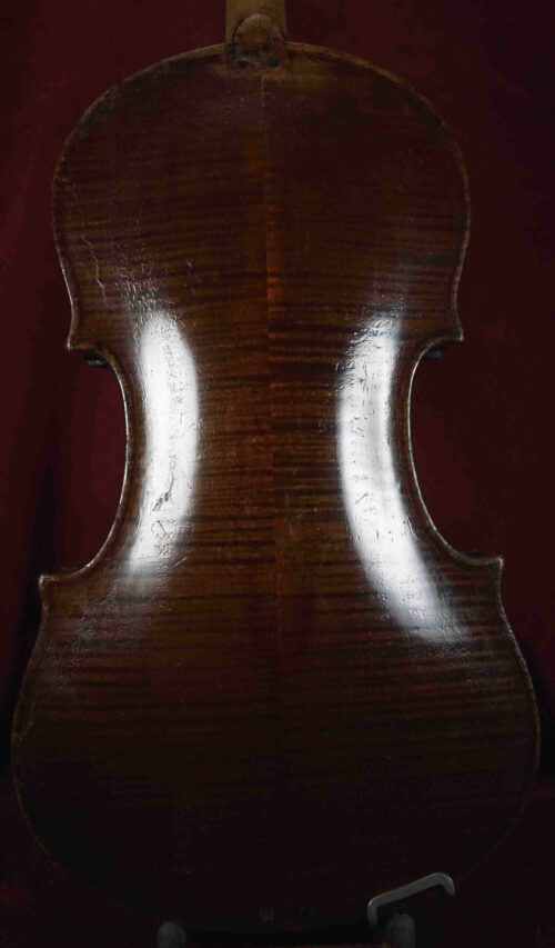 violon entier ancien 63000