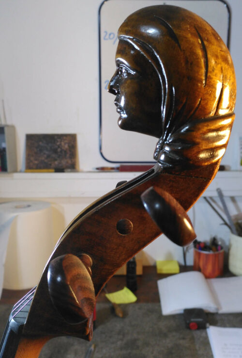 violoncelle tête sculptée vichy